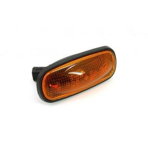 XGB000030-Land Rover-Повторитель поворотов на крыло жёлтый-1