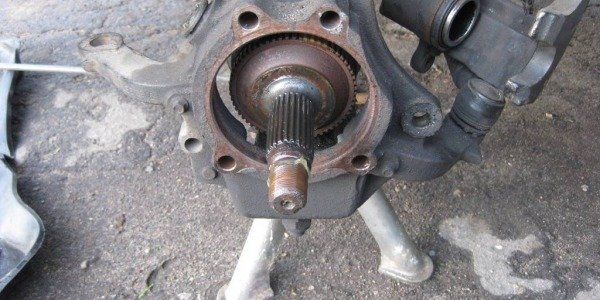 Замена ступицы/подшипника ступицы Range Rover P38
